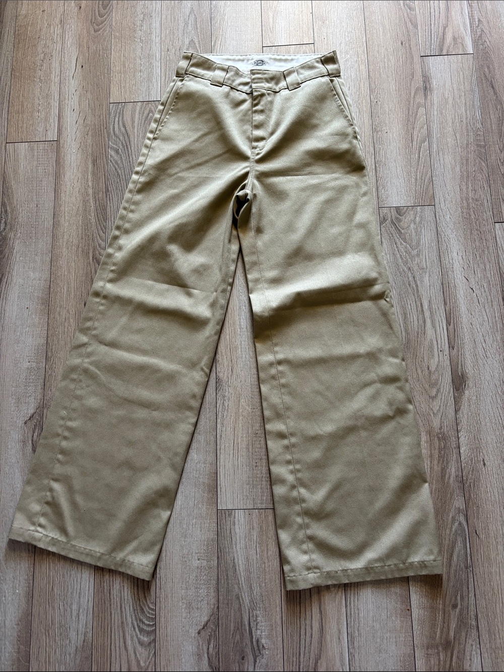 Dickies Wide-Leg Pants in Khaki Tan
